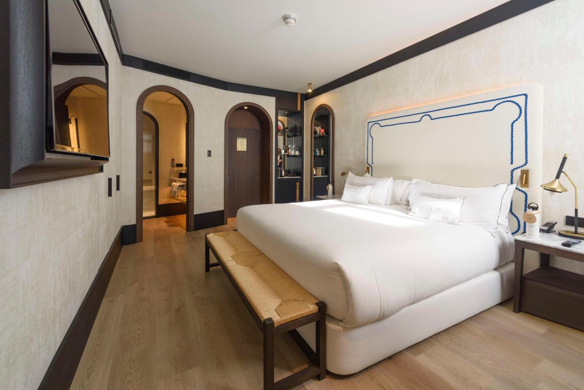 Hotel Montera Madrid, Curio Collection By Hilton Ngoại thất bức ảnh