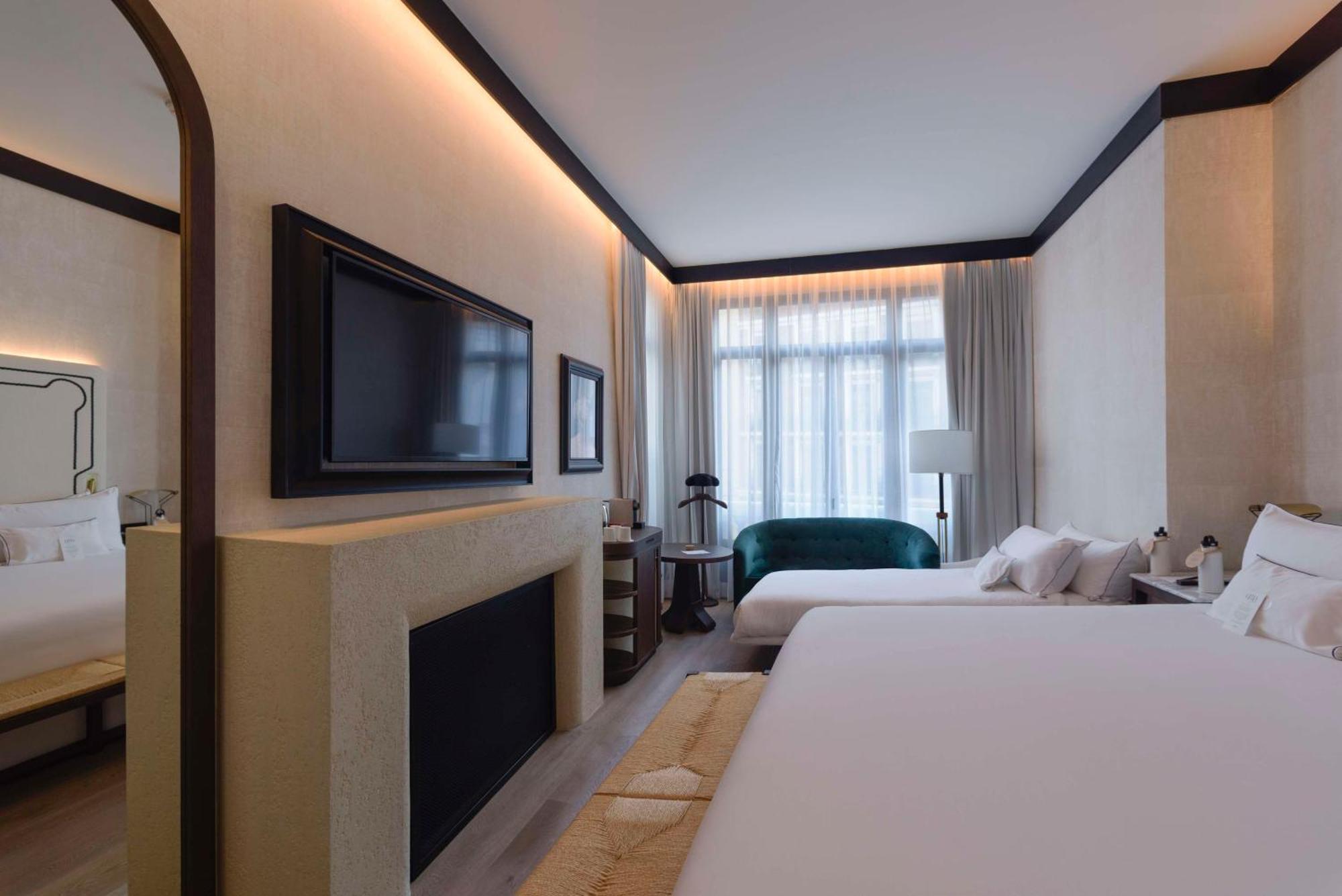 Hotel Montera Madrid, Curio Collection By Hilton Ngoại thất bức ảnh
